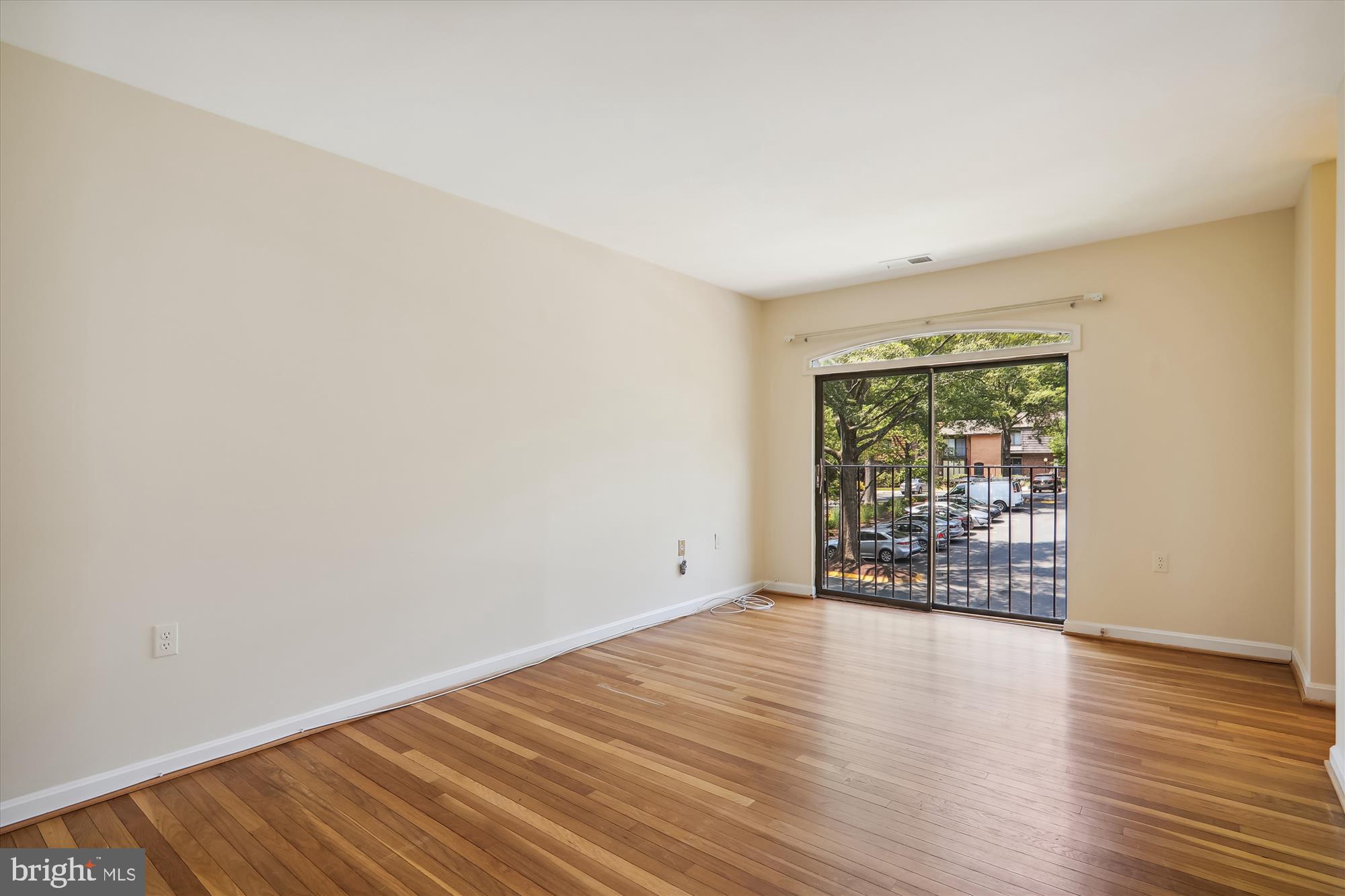 8194 Inverness Ridge Road Potomac, MD 20854 - Photo 16 of 30 Primary Bedroom