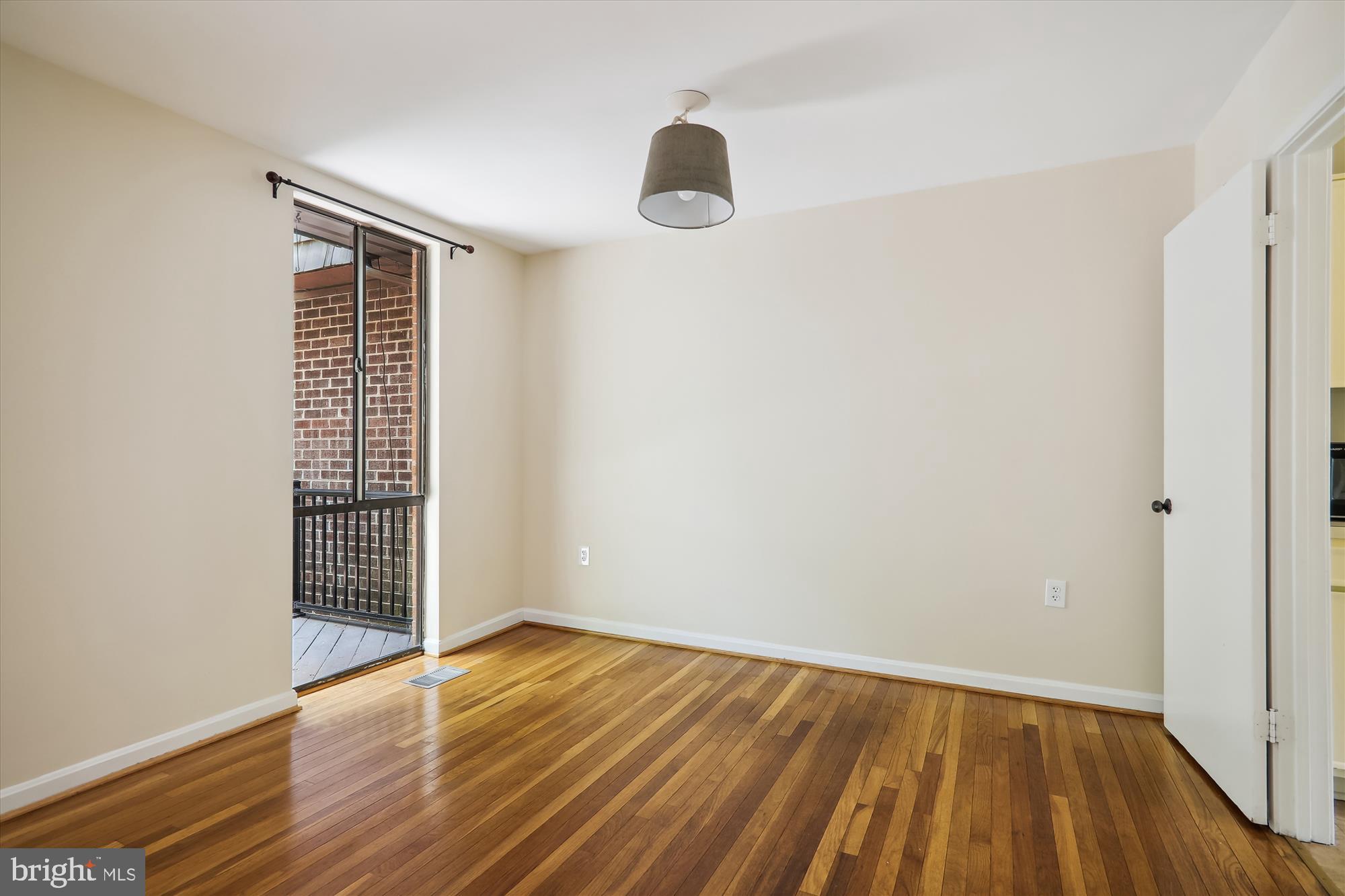 8194 Inverness Ridge Road Potomac, MD 20854 - Photo 10 of 30 Dining Area