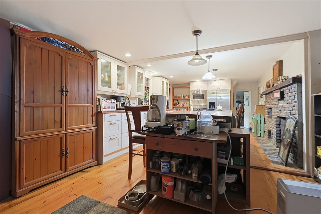728 South Main Street Raynham, MA 02767 - Photo 18 of 41