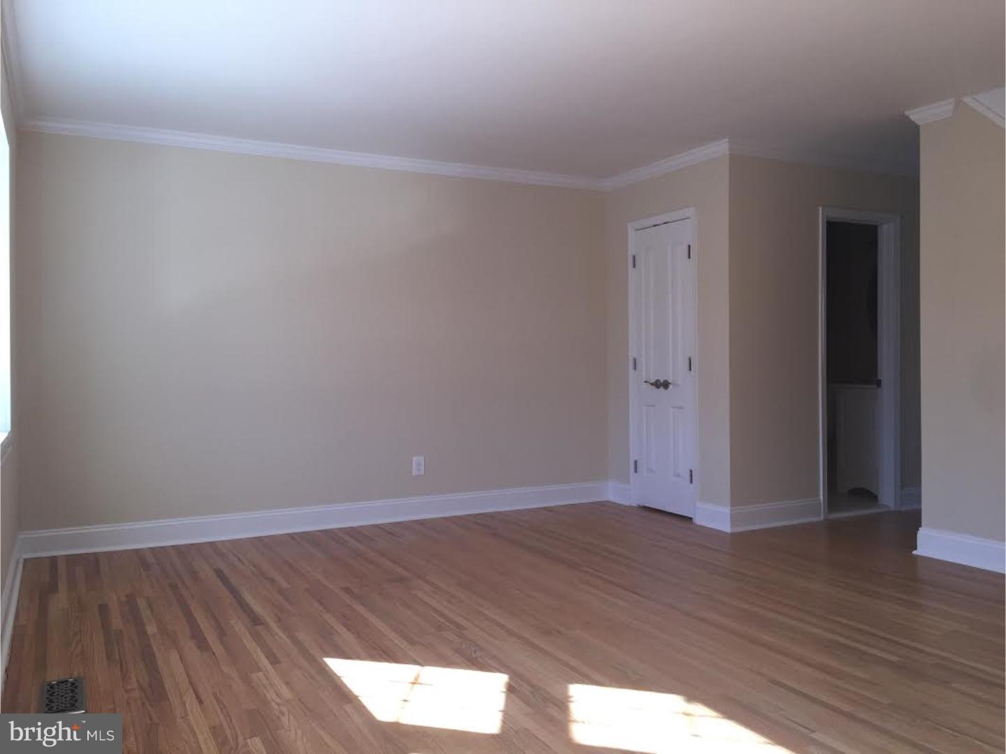 12508 Richton Road Philadelphia, PA 19154 - Photo 3 of 17 Gallery Image 3