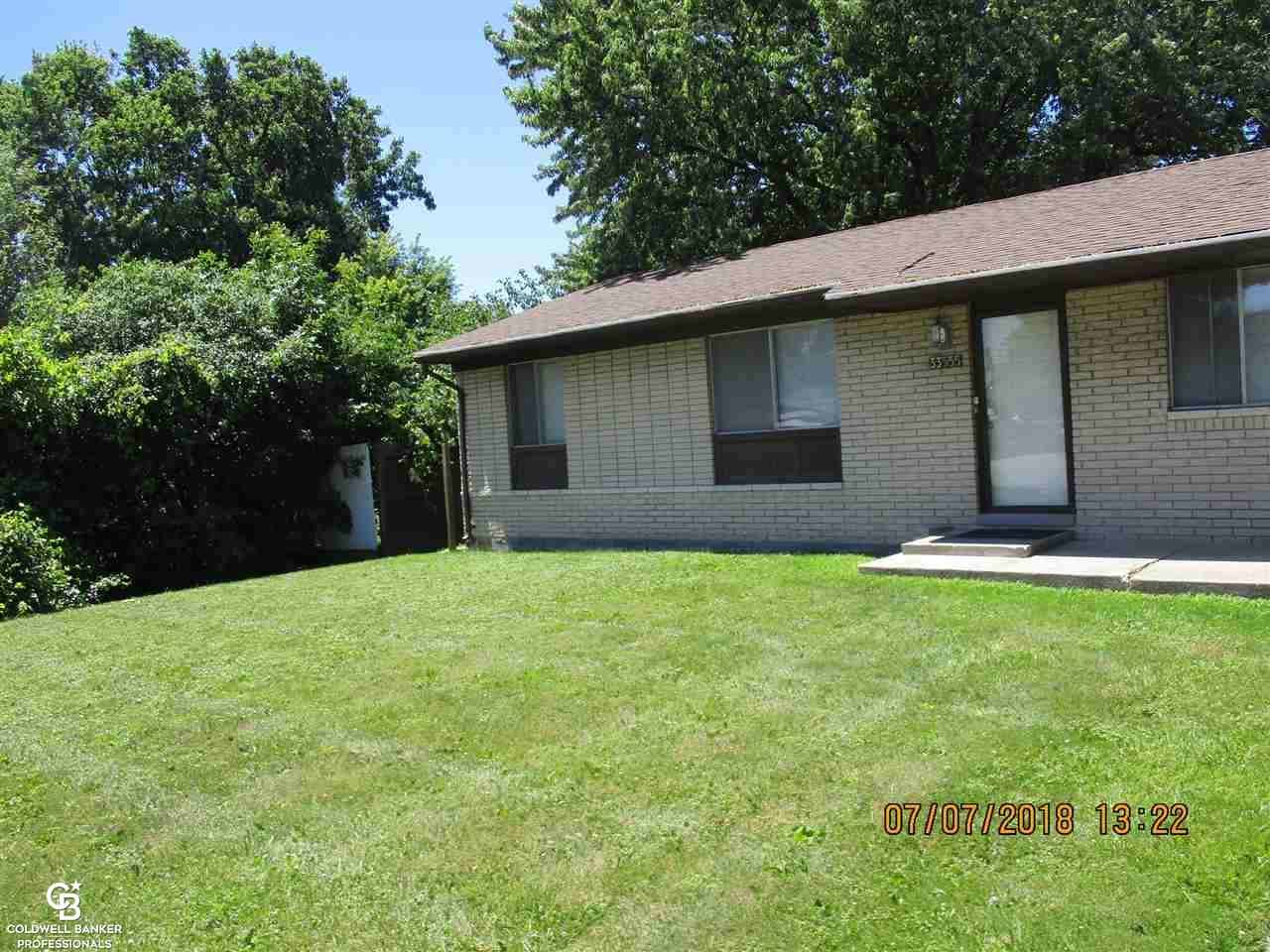 33555 Ryan Sterling Heights, MI 48310 - Photo 2 of 19 31353747-1.JPG