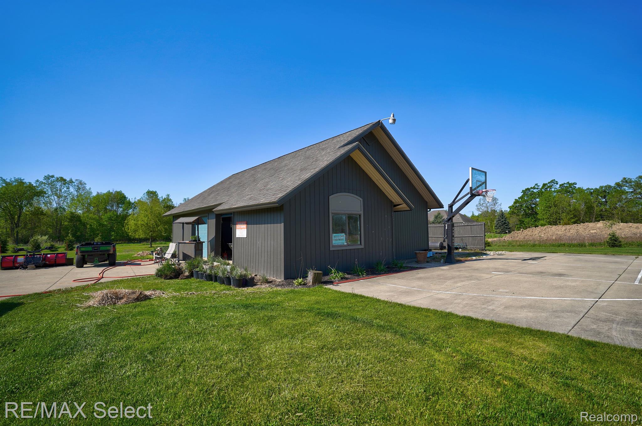 4521 East Rolston Road Linden, MI 48451 - Photo 15 of 75 Gallery Image 15