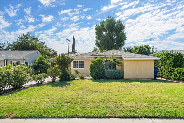 $3,950 | 7721 Oakdale Avenue, Winnetka, CA 91306