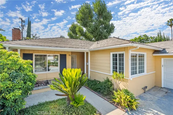 $3,950 | 7721 Oakdale Avenue, Winnetka, CA 91306