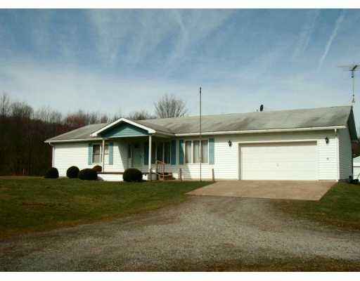 328 Vickerman Road Mercer, PA 16137 - Photo 1 of 2 Exterior Front.