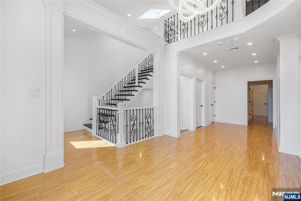 1080 River Road Edgewater, NJ 07020 - Photo 6 of 48