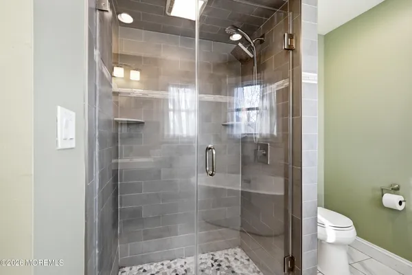 $42,000 | 19 Carole Drive, Oakhurst, NJ 07755