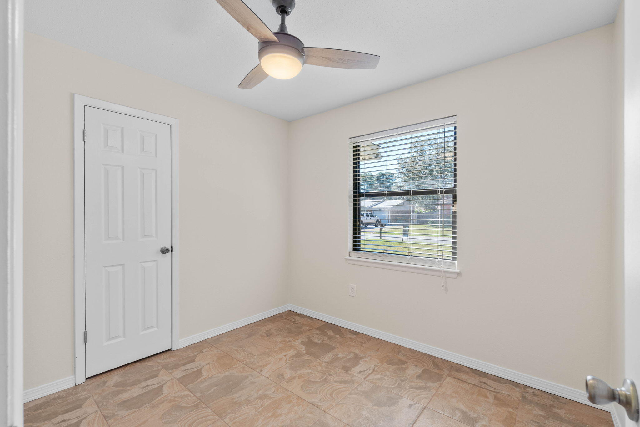 14 5th Street Shalimar, FL 32579 - Photo 17 of 39 17-web-or-mls-Final-17