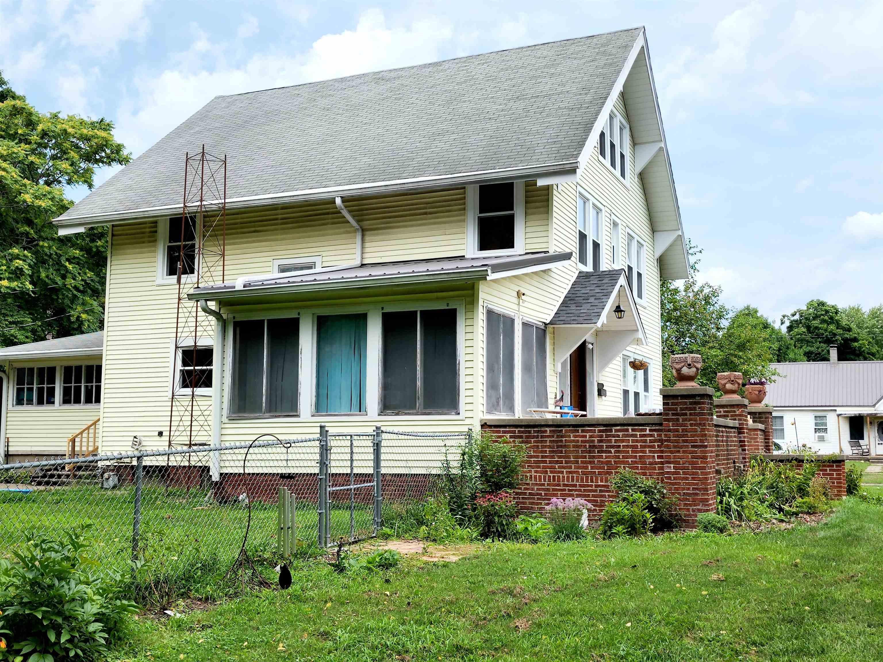 504 Fulton Avenue Rochester, IN 46975 - Photo 4 of 17