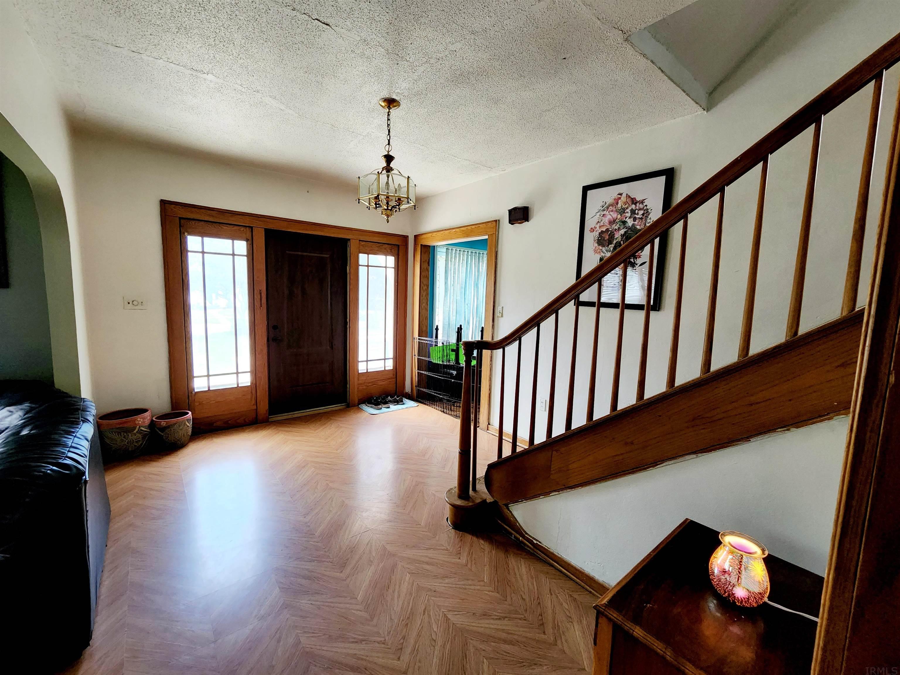 504 Fulton Avenue Rochester, IN 46975 - Photo 10 of 17
