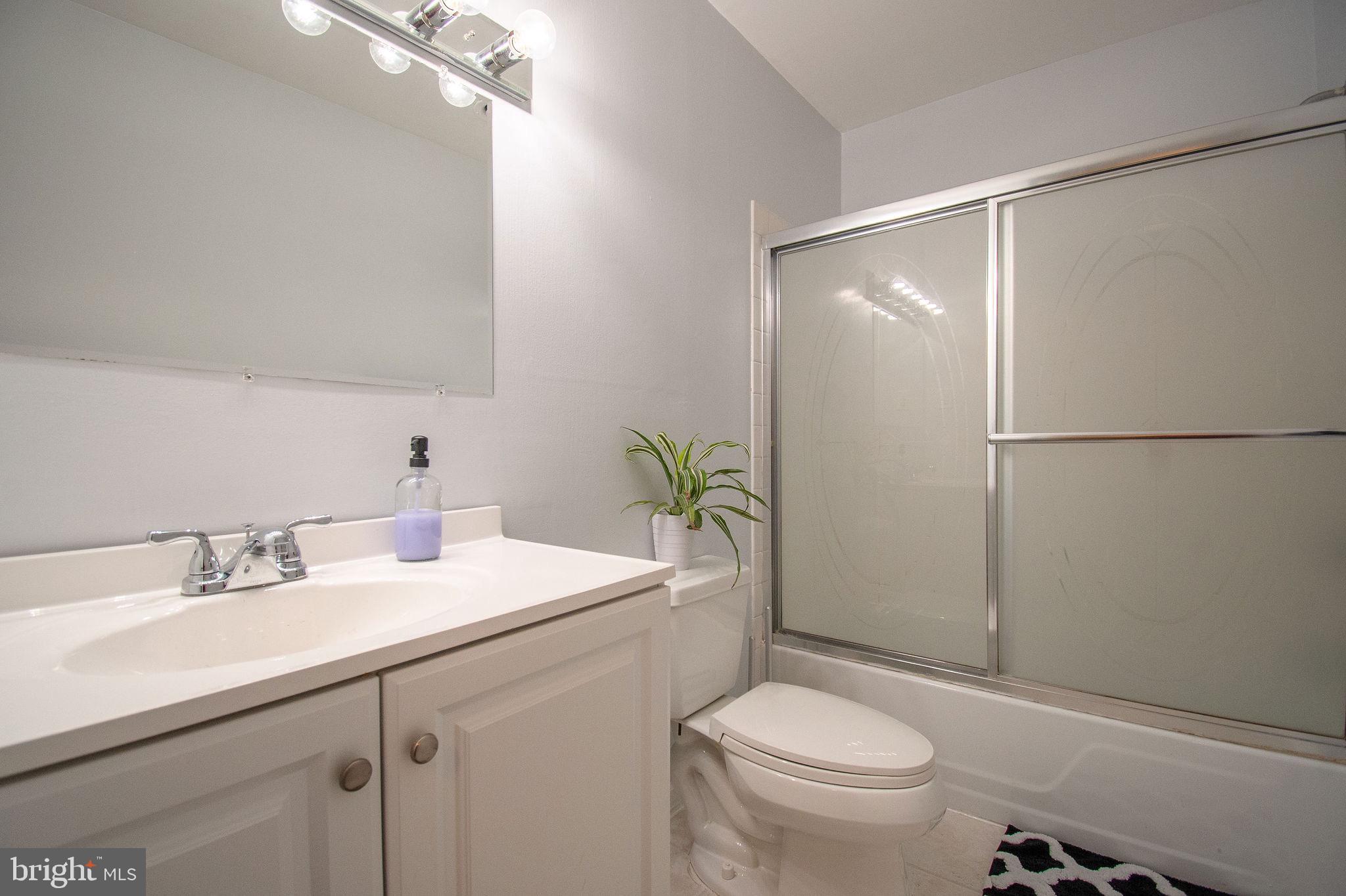 1007 Yardley Commons Yardley, PA 19067 - Photo 14 of 21