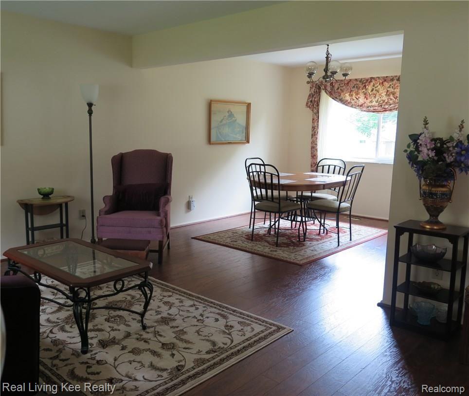 2195 Wayward Drive Rochester, MI 48309 - Photo 9 of 32 IMG_1787.JPG
