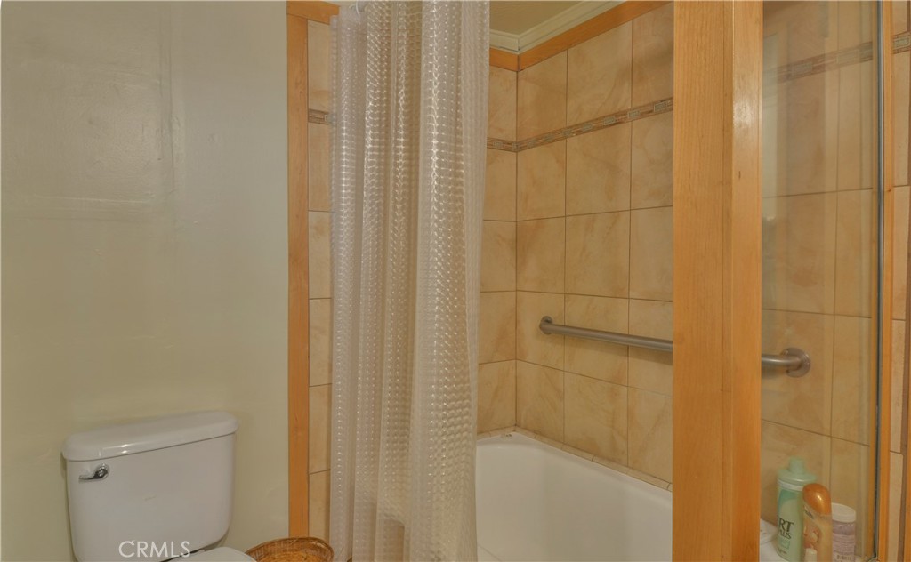 21962 Elliot Road Cedarpines Park, CA 92322 - Photo 11 of 37 Main Floor Bathroom