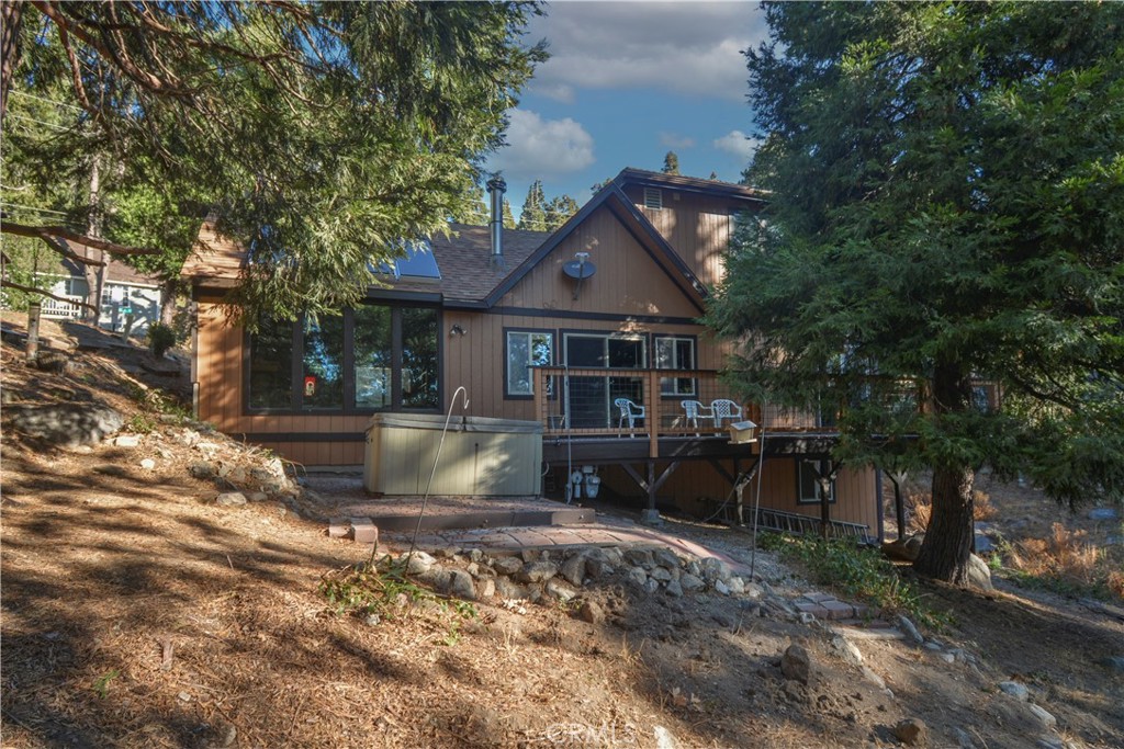 21962 Elliot Road Cedarpines Park, CA 92322 - Photo 25 of 37 Rear Yard to house