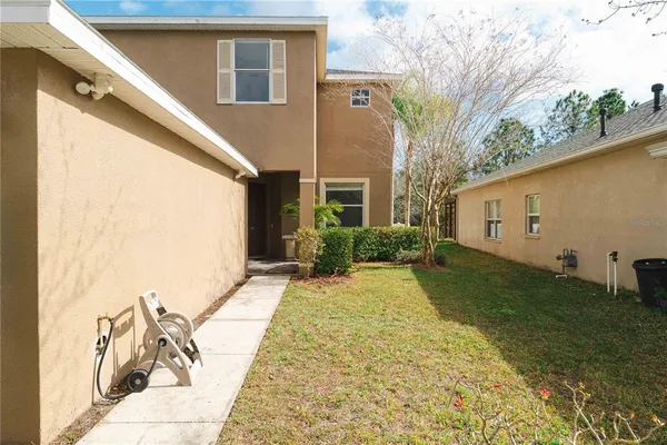 $2,800 | 9446 Leatherwood Avenue, Tampa, FL 33647