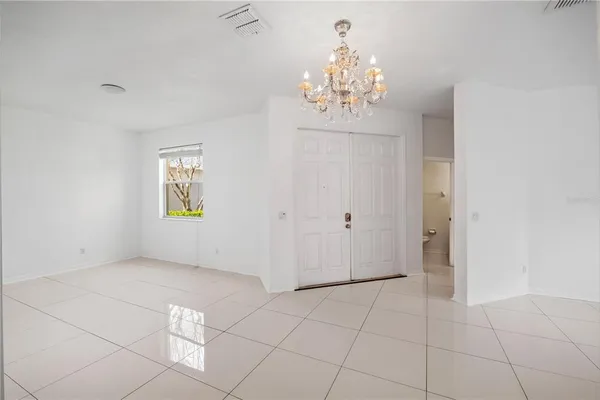 $2,800 | 9446 Leatherwood Avenue, Tampa, FL 33647