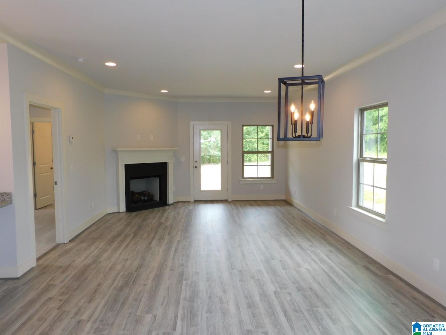1132 10th Way Pleasant Grove, AL 35127 - Photo 3 of 37
