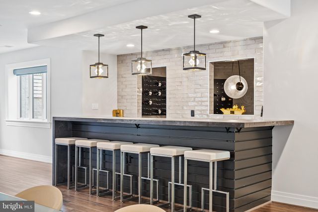 $5,125,000 | 8600 Brook Road, McLean, VA 22102