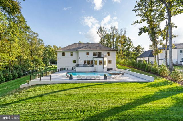 $5,125,000 | 8600 Brook Road, McLean, VA 22102