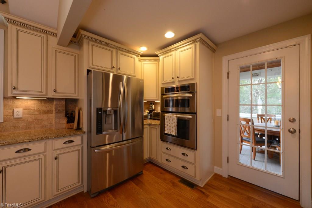 5254 Wallburg-High Point Road High Point, NC 27265 - Photo 8 of 30 Custom cabinets with SS appliances