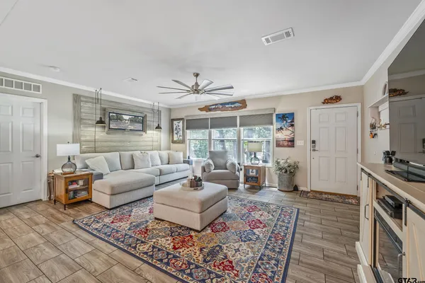 $229,900 | 289 North Lake Drive, Murchison, TX 75778