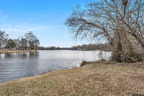 $229,900 | 289 North Lake Drive, Murchison, TX 75778