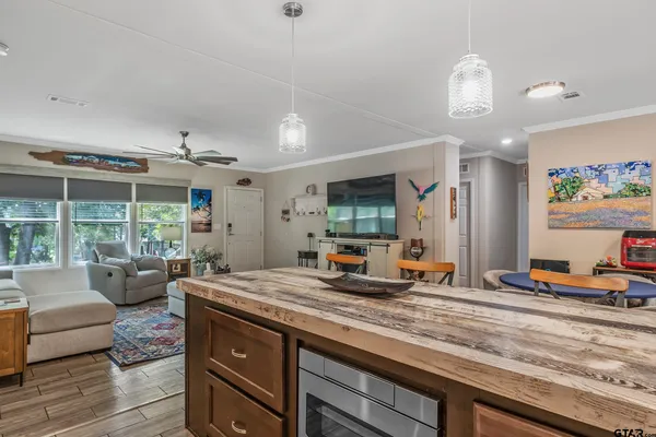 $229,900 | 289 North Lake Drive, Murchison, TX 75778