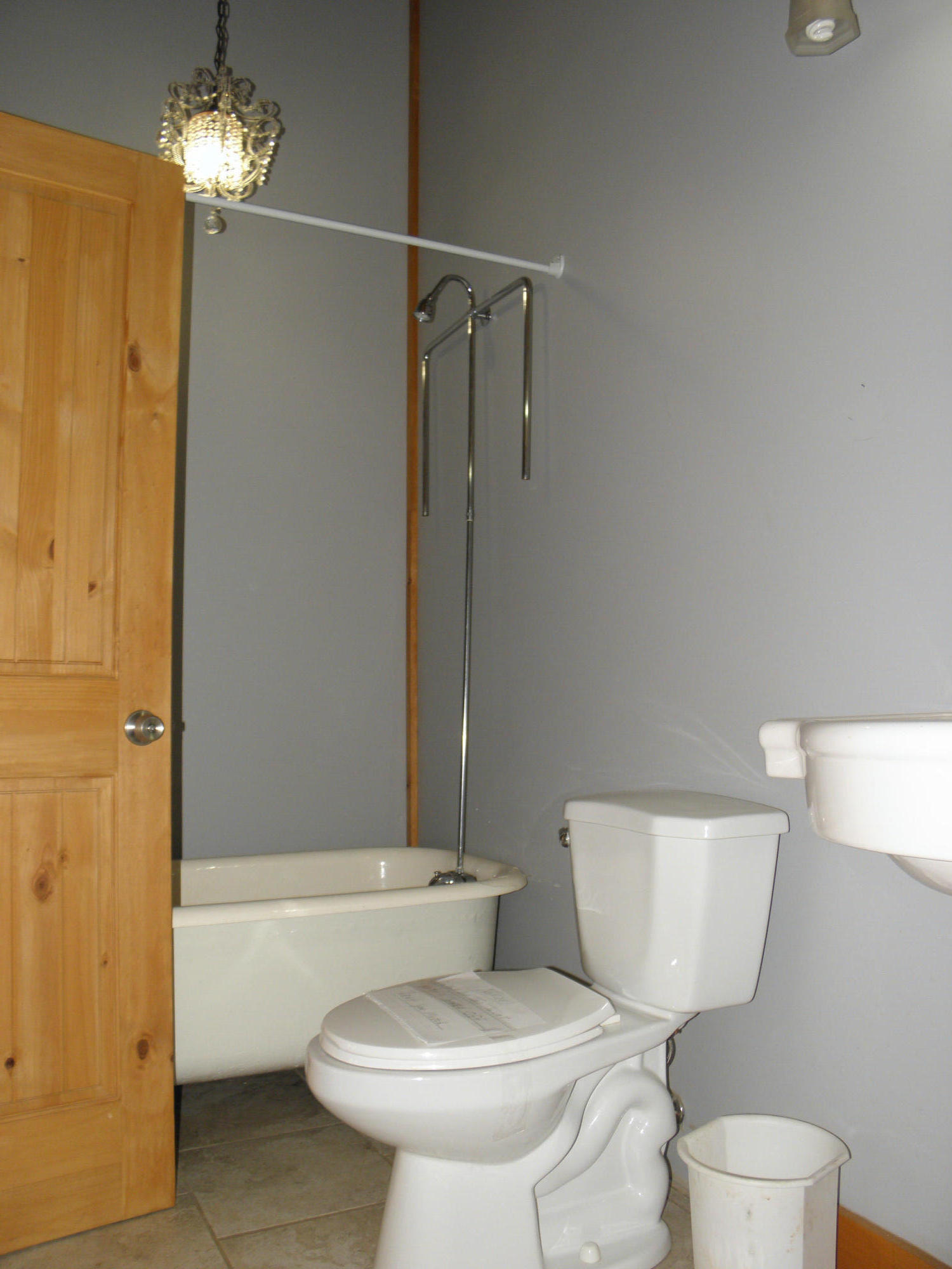 4843 Sinking Creek Road Greenback, TN 37742 - Photo 16 of 24 15 - tub