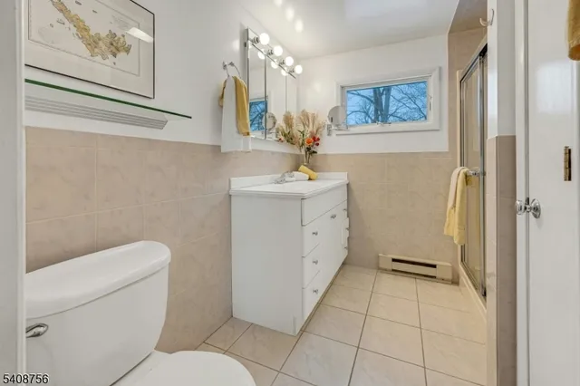 $679,000 | 45 Wells Court, Bloomfield, NJ 07003