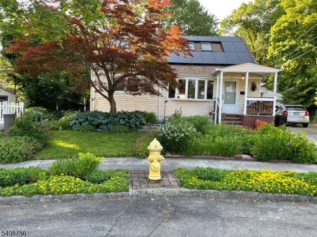 $679,000 | 45 Wells Court, Bloomfield, NJ 07003