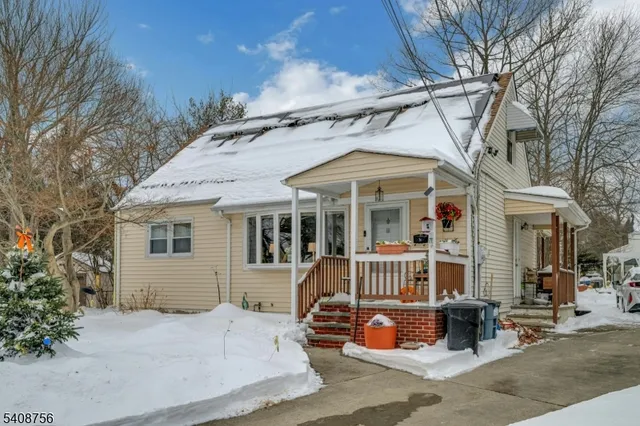 $679,000 | 45 Wells Court, Bloomfield, NJ 07003