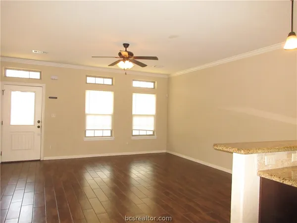 $2,995 | 405 A Ash Street, College Station, TX 77840