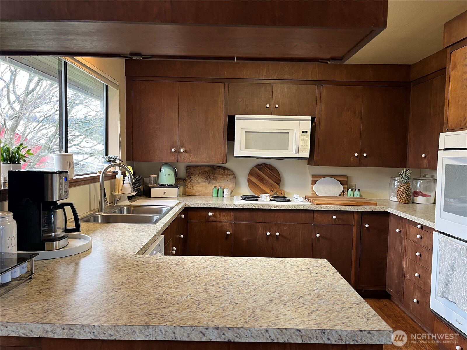 615 Arrowhead Road Camano Island, WA 98282 - Photo 30 of 40