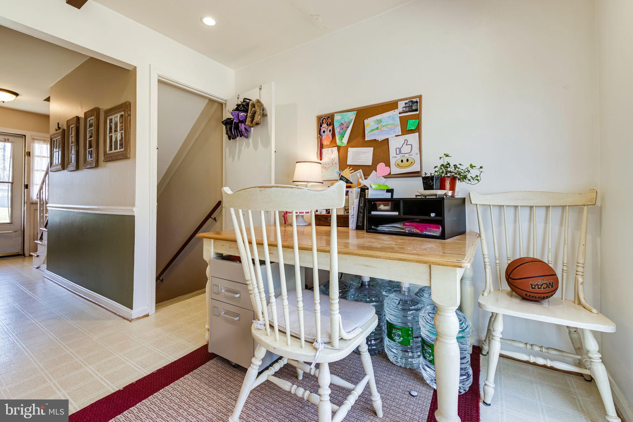 6903 Huntsman Boulevard Springfield, VA 22153 - Photo 11 of 34 Breakfast Area