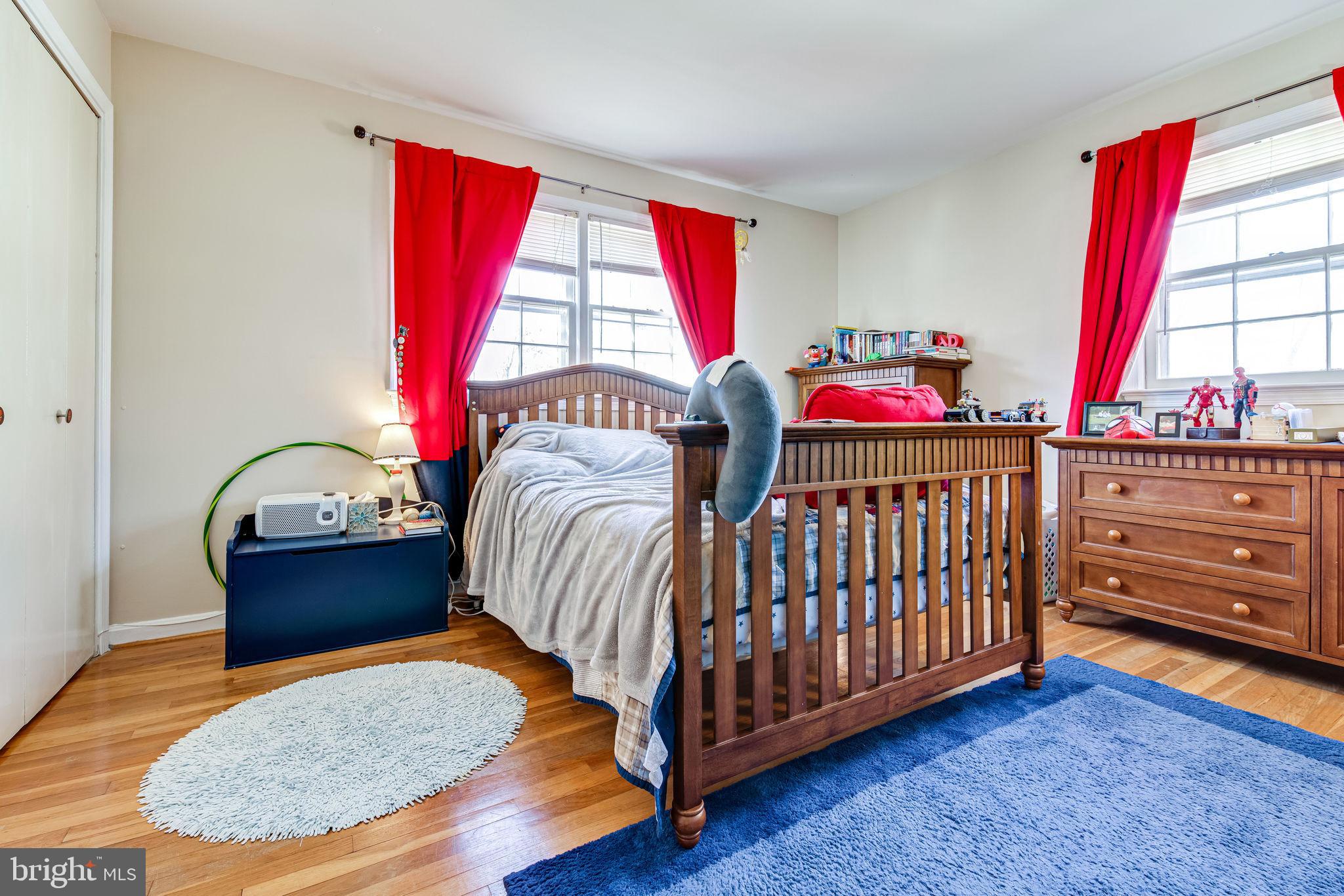 6903 Huntsman Boulevard Springfield, VA 22153 - Photo 17 of 34 Bedroom 2