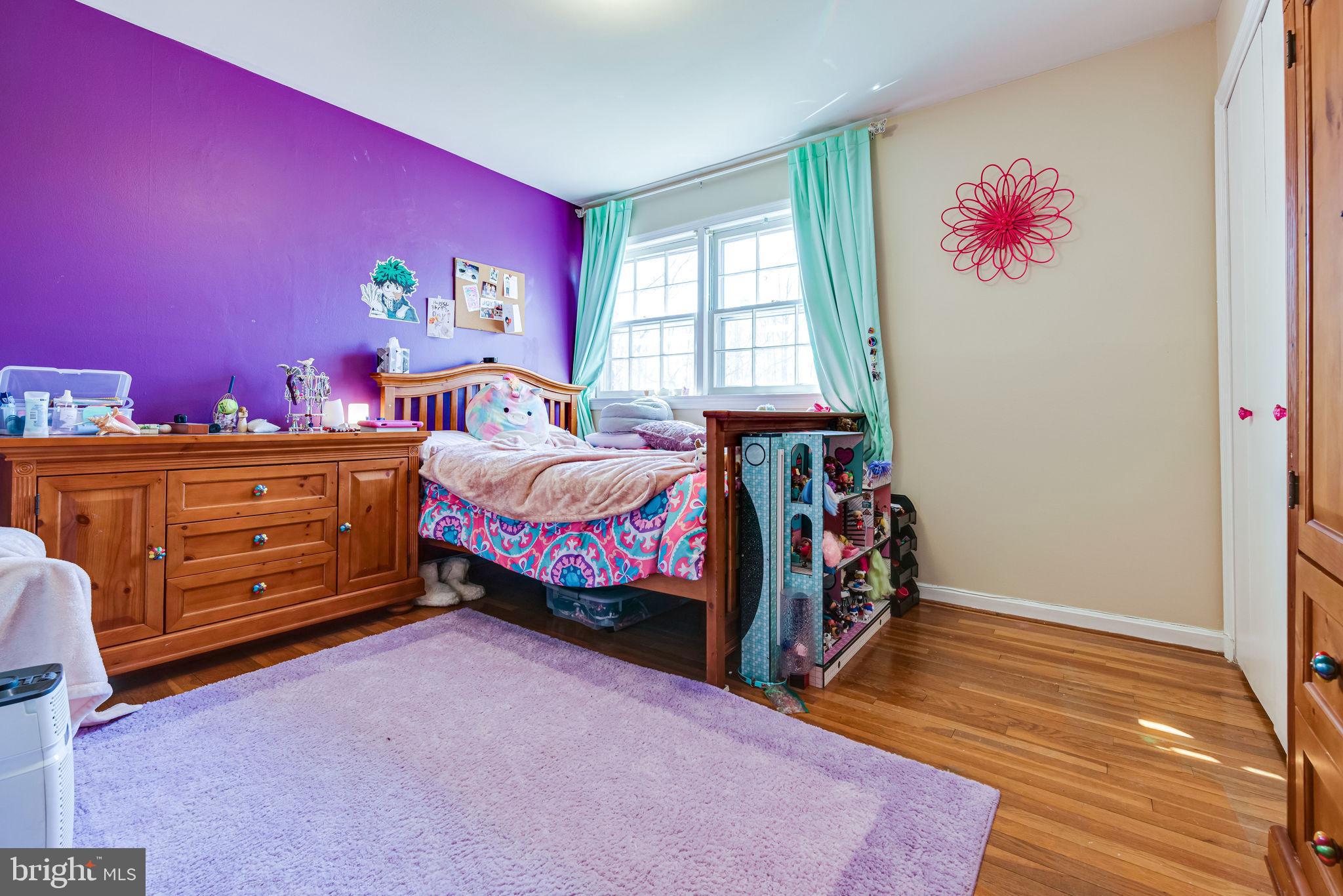 6903 Huntsman Boulevard Springfield, VA 22153 - Photo 18 of 34 Bedroom 3