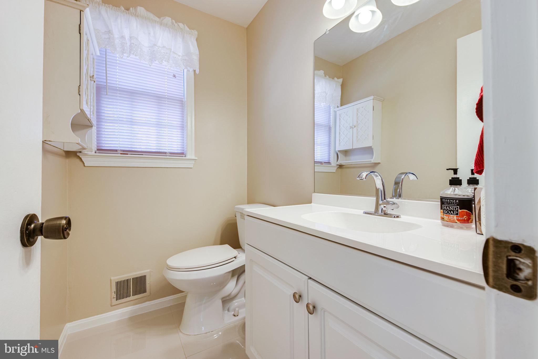 6903 Huntsman Boulevard Springfield, VA 22153 - Photo 22 of 34 Gallery Image 22