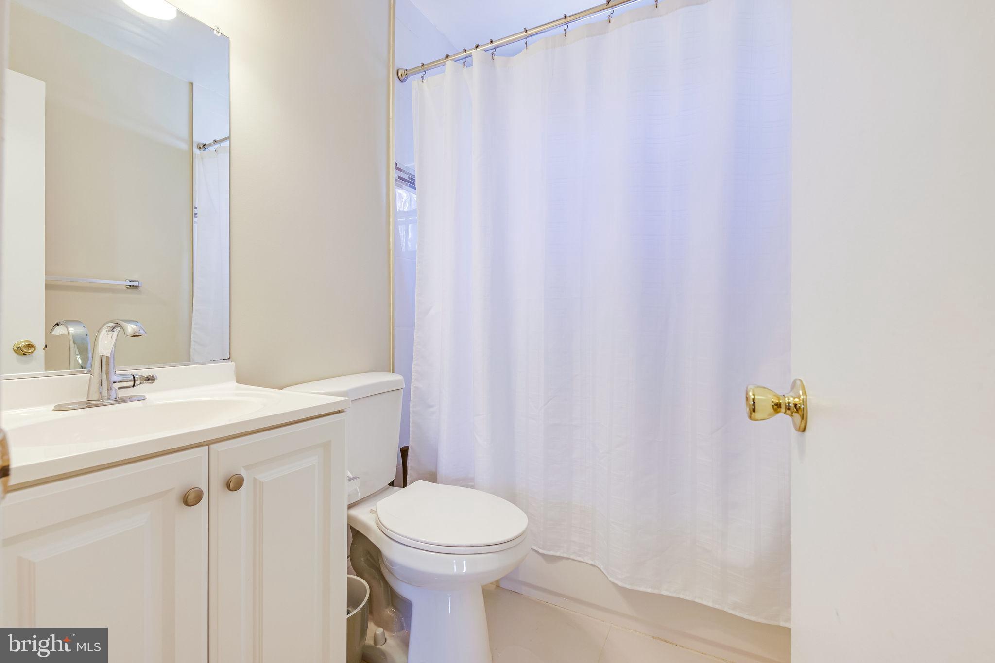 6903 Huntsman Boulevard Springfield, VA 22153 - Photo 23 of 34 Hallway Bathroom