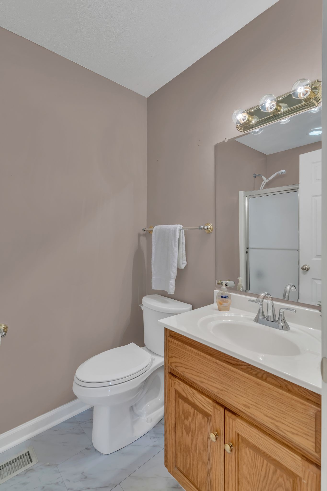 4111 Highway 49 Springfield, TN 37172 - Photo 16 of 46 a bathroom with a sink a toilet and mirror