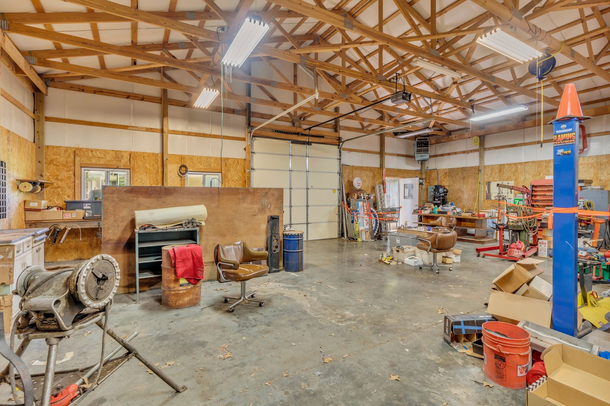 4111 Highway 49 Springfield, TN 37172 - Photo 30 of 46 a view of a room with gym equipment