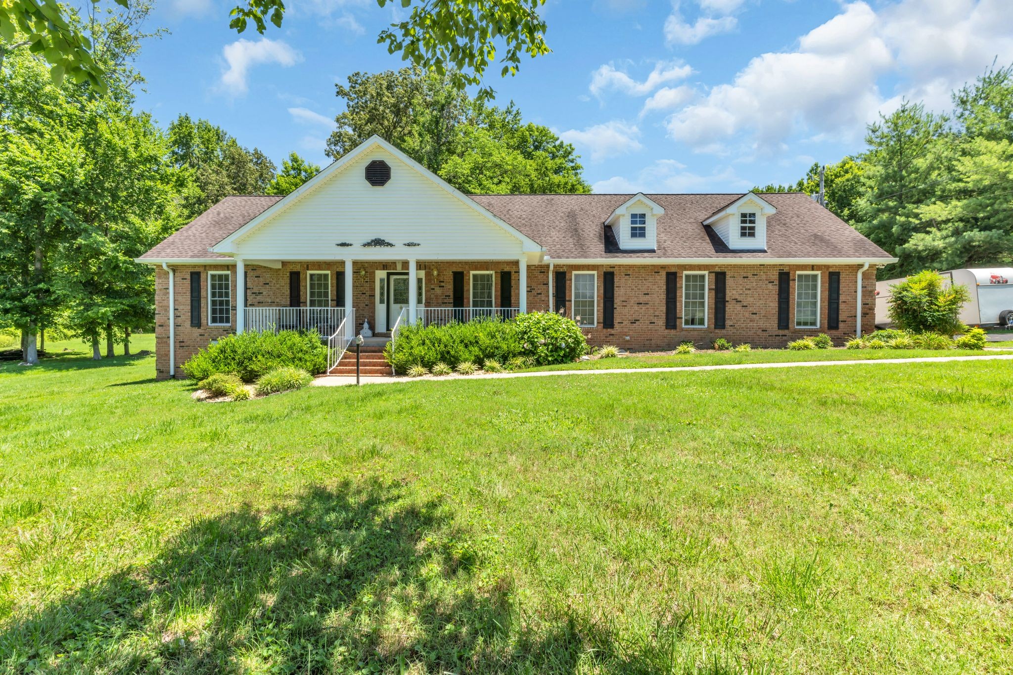 4111 Highway 49 Springfield, TN 37172 - Photo 6 of 46 a front view of a house with garden