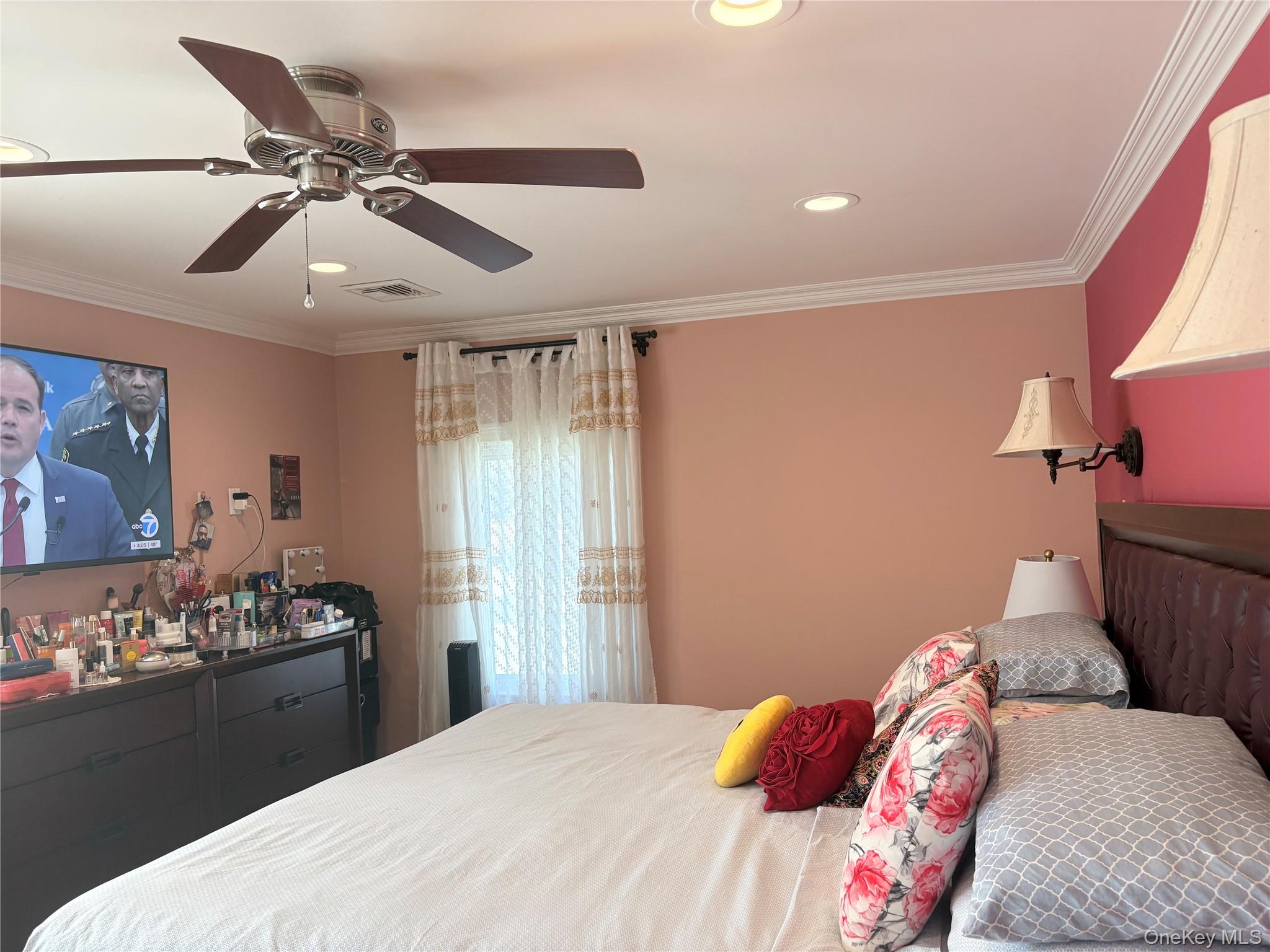 25 Rutland Road Freeport, NY 11520 - Photo 19 of 30