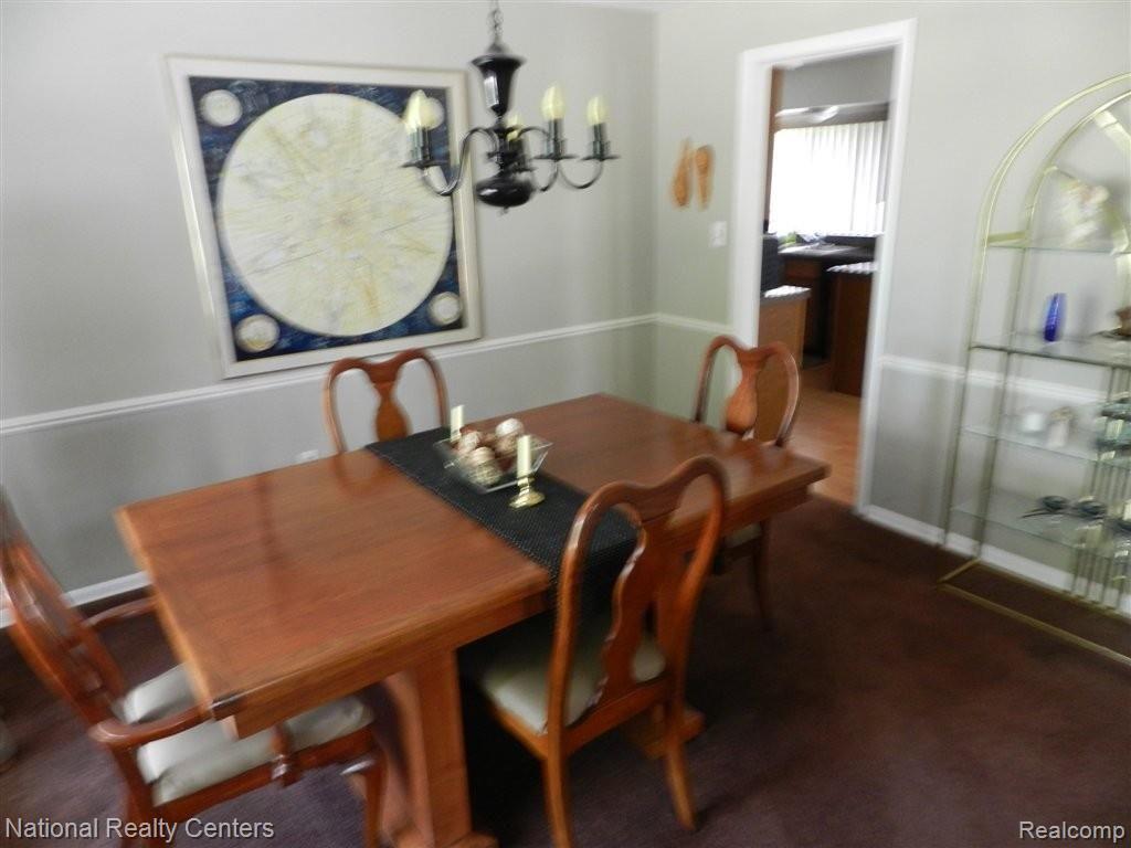 2517 Rambling Way Bloomfield Hills, MI 48302 - Photo 25 of 26 DSCN2252.JPG