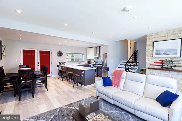 $3,690 | 5911 15th Avenue, Hyattsville, MD 20782