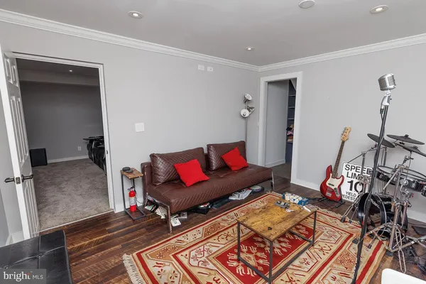 $3,690 | 5911 15th Avenue, Hyattsville, MD 20782