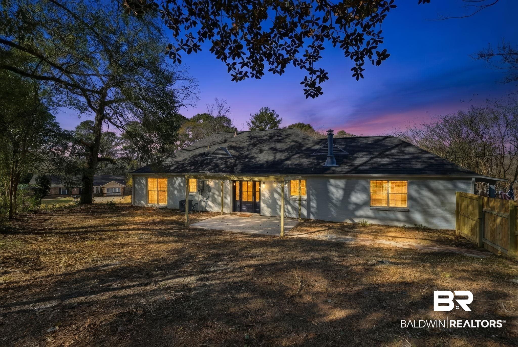 814 Nassau Drive Mobile, AL 36608 - Photo 43 of 44 Rear view of house