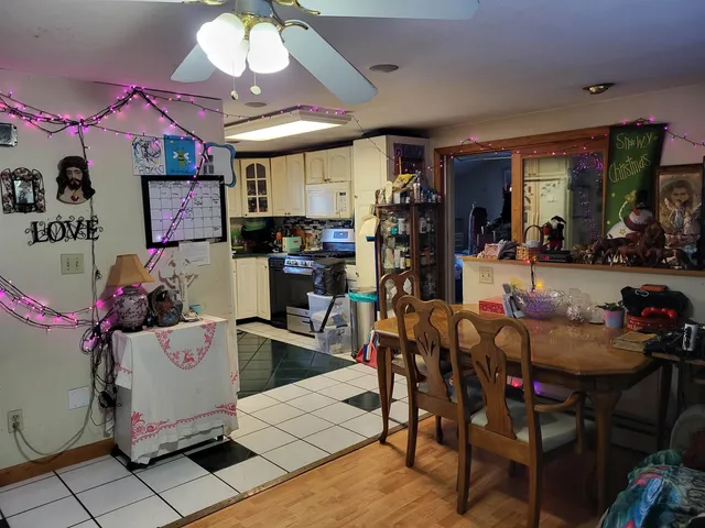 $425,000 | 1583 River Road, Weare, NH 03281