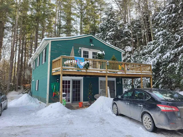 $425,000 | 1583 River Road, Weare, NH 03281