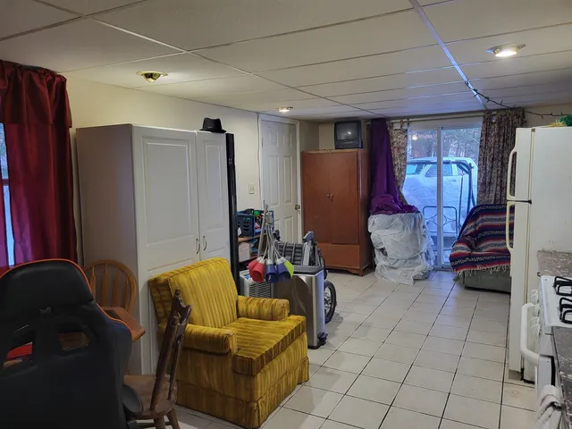 $425,000 | 1583 River Road, Weare, NH 03281