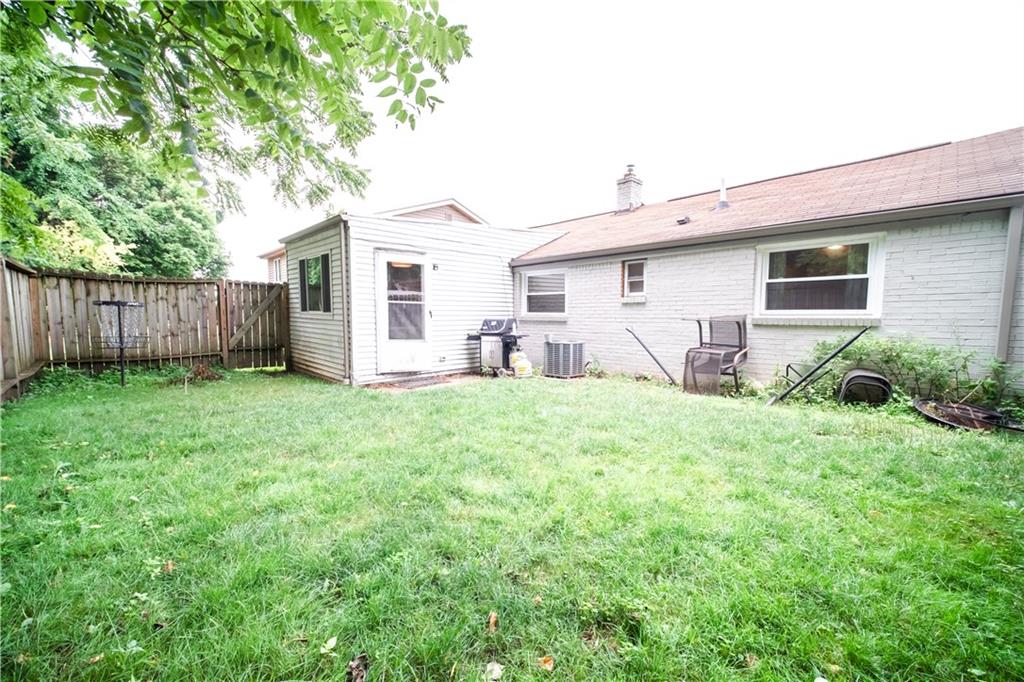 436 Pearce Road Pittsburgh, PA 15234 - Photo 19 of 20
